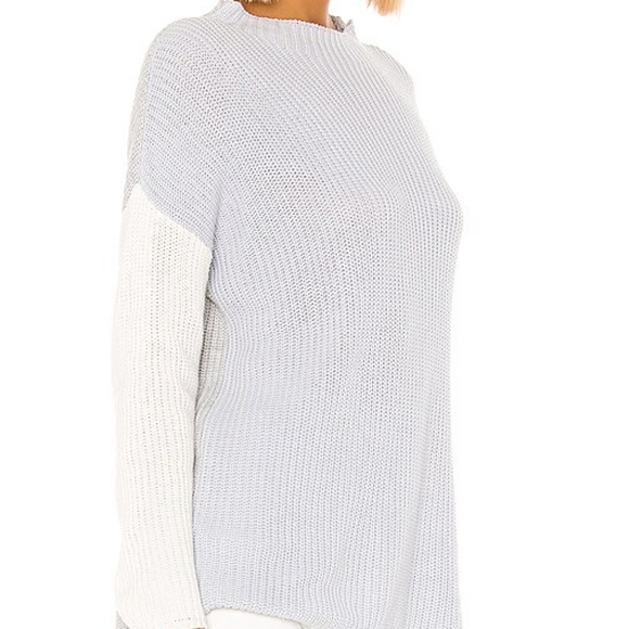 Lovers & Friends Sweater - Picture 4 of 4